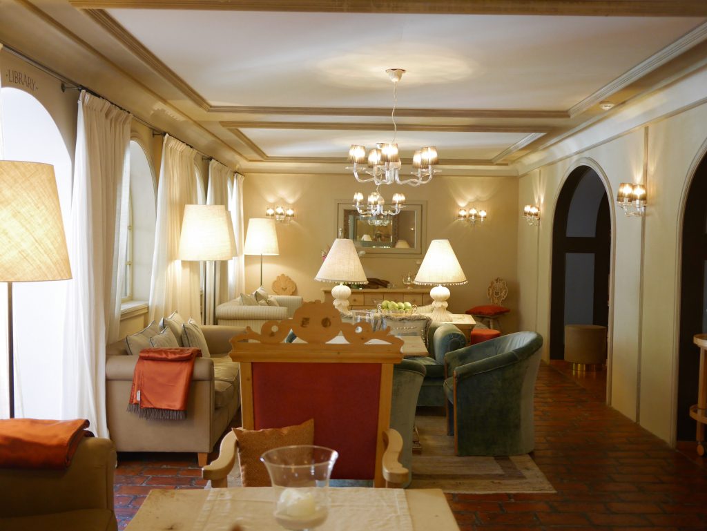 sitting room in the Rosa Alpina