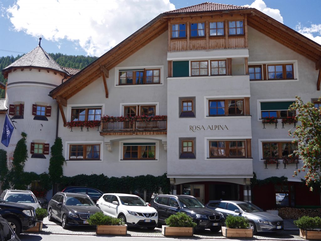 view of the Rosa Alpina from the outside/car park