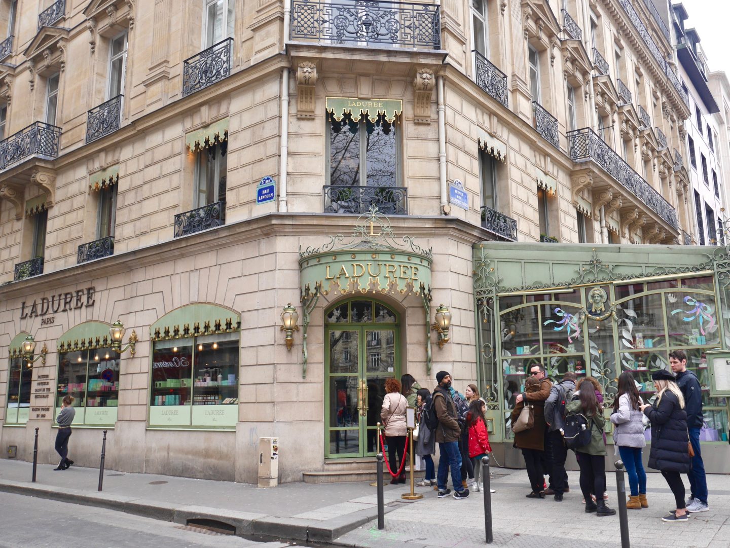 11 unmissable experiences in Paris | places to visit in Paris