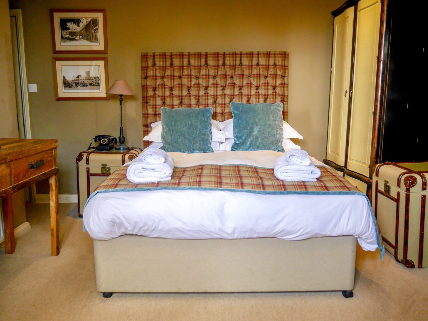 The Bell bedrooms | Stow on the Wold hotels | bed & breakfast Cotswolds