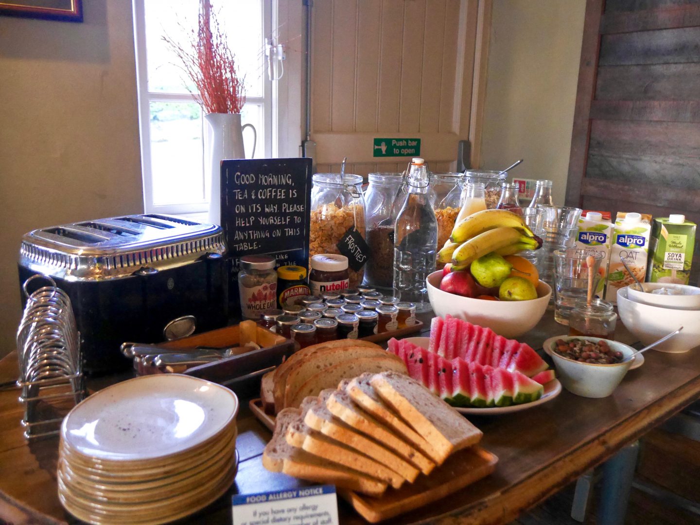 The Bell breakfast | Stow on the Wold hotels | bed & breakfast Cotswolds