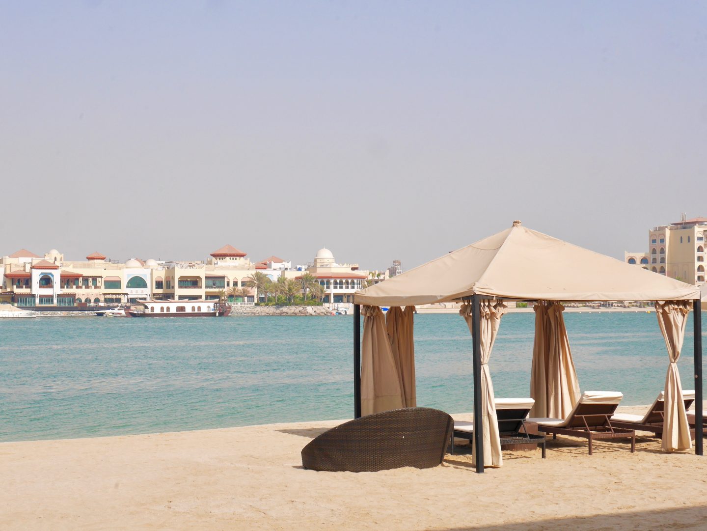 Ritz-Carlton Abu Dhabi: A Review
