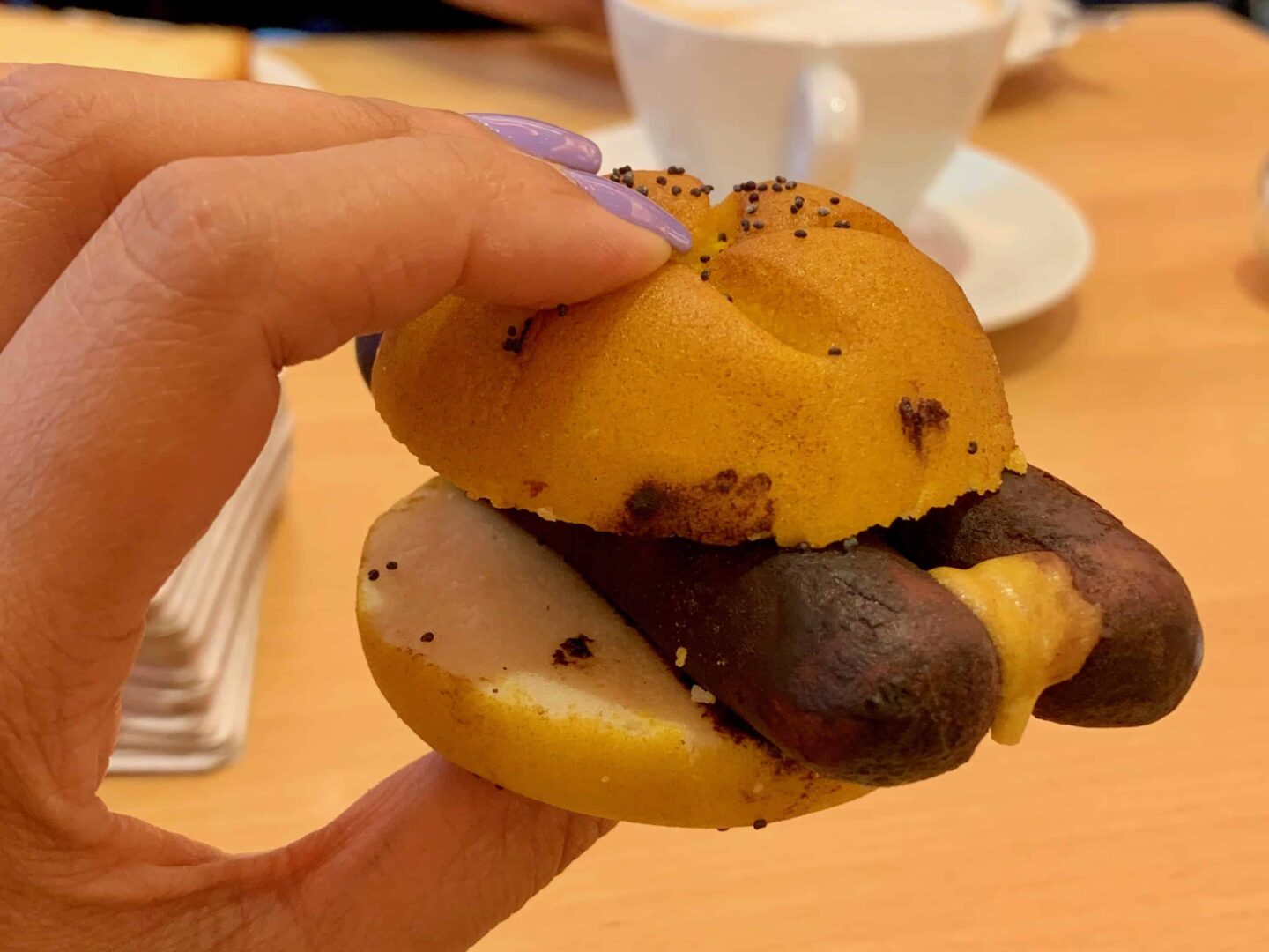 Nürnberger Rostbratwurst, a marzipan version.