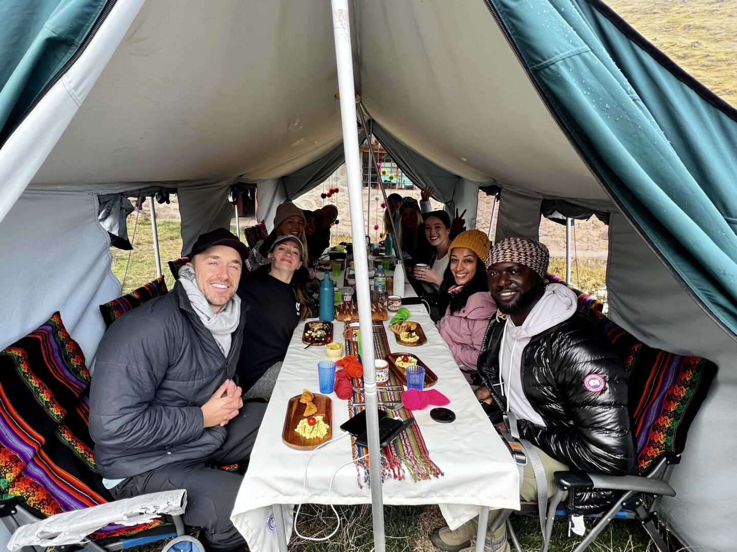 Having breakfast with fellow travellers in Peru